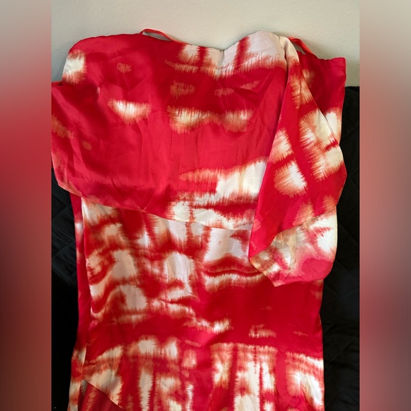 Tube silky flowy dress - Picture 2 of 3